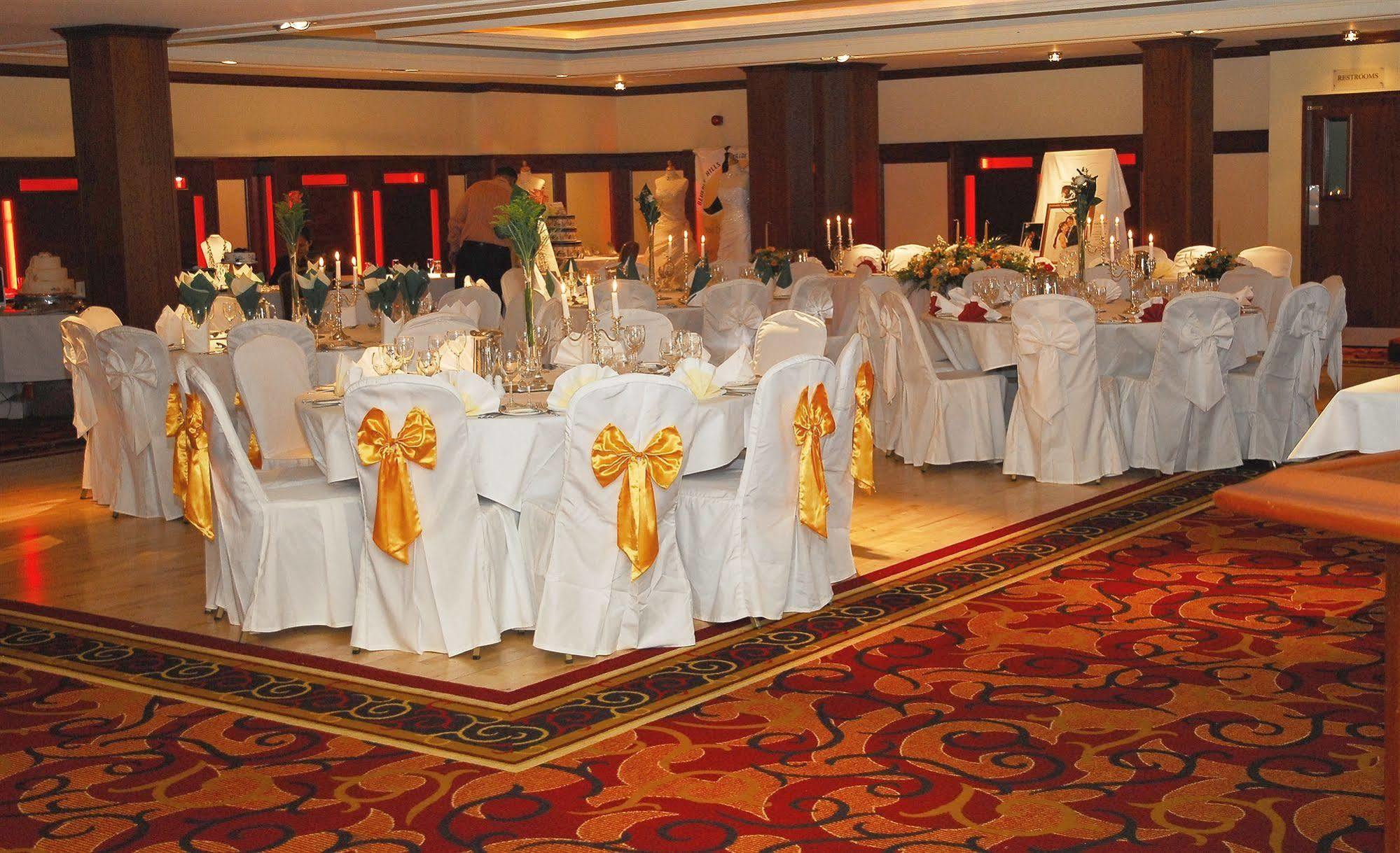 Hotel Newport Newport  Bagian luar foto